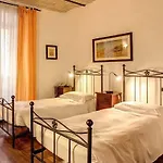 Nova Domizia Gasthuis 4*